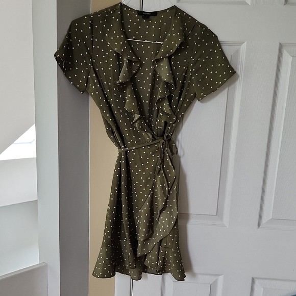 Olive Green Flowy Short Sleeve Wraparound Sundress, Medium - Picture 2 of 6